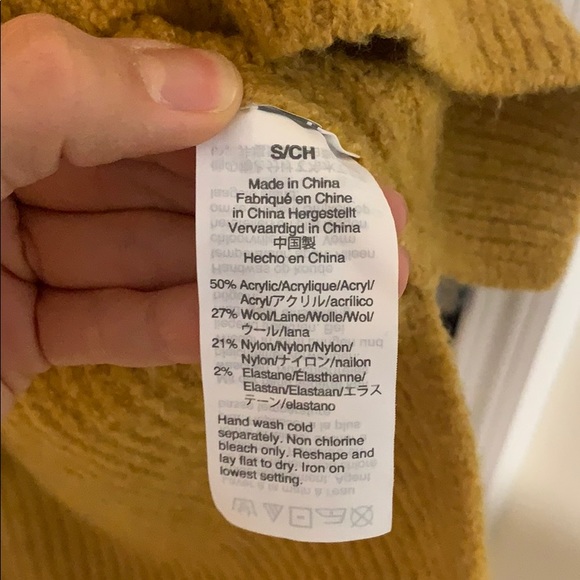 Madewell Oversized Fit Turtleneck Sweater - Picture 3 of 4